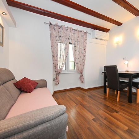 זאדאר Apartment Aldora מראה חיצוני תמונה