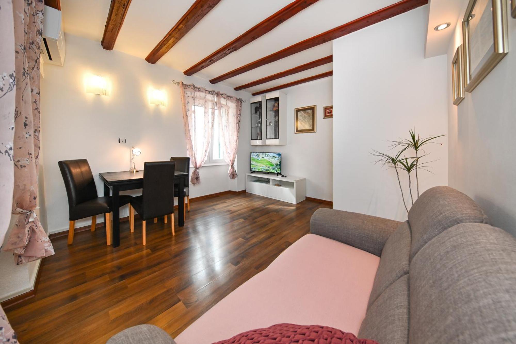 זאדאר Apartment Aldora מראה חיצוני תמונה